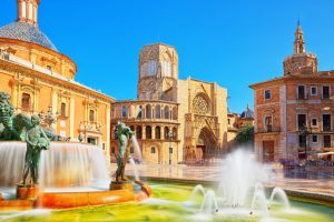 Fountain,Rio,Turia,On,Square,Of,The,Virgin,Saint,Mary,