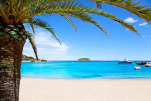 Ibiza,Patja,Des,Canar,Beach,With,Turquoise,Water,In,Balearic