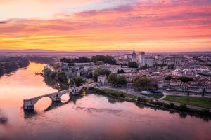 AerialViewOverAvignonProvence-alpes-cÙteDazurFrance - Rejs365 Avignon app